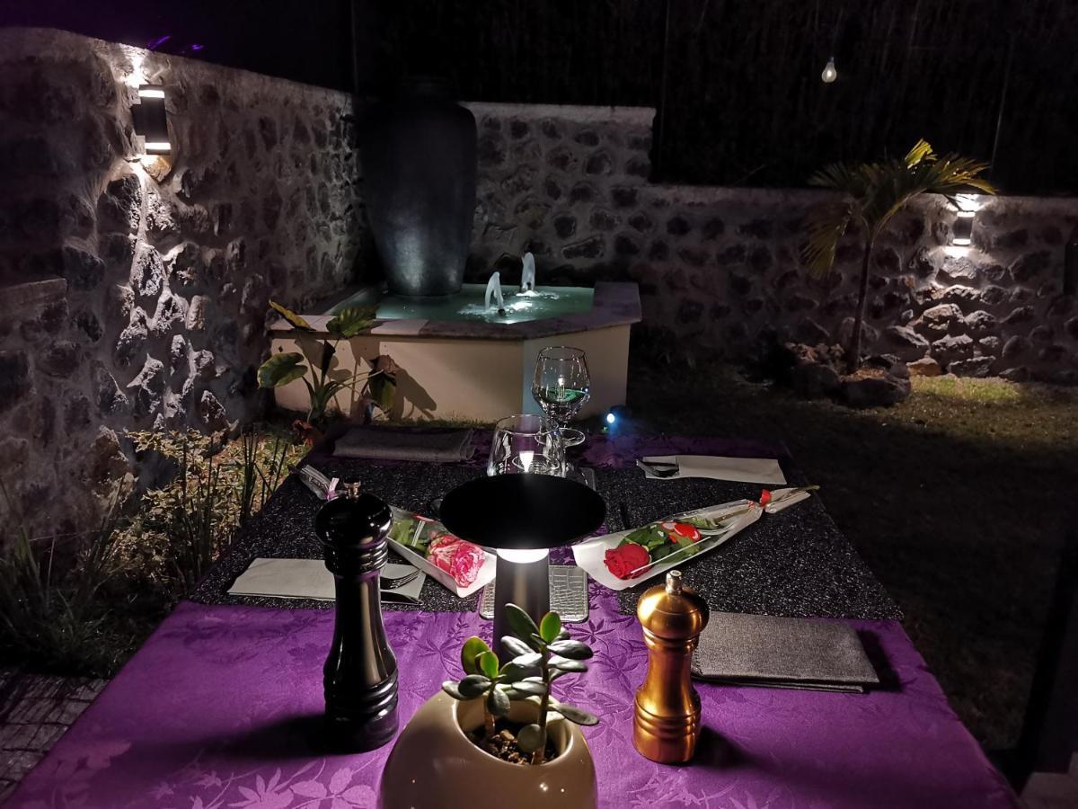 Hostal 170 Room 15 Service Appartement Le Tampon Luaran gambar