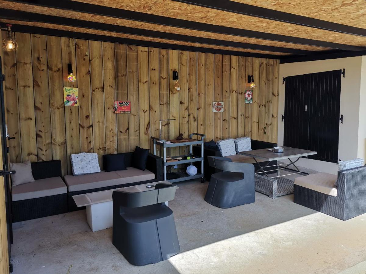 Hostal 170 Room 15 Service Appartement Le Tampon Luaran gambar